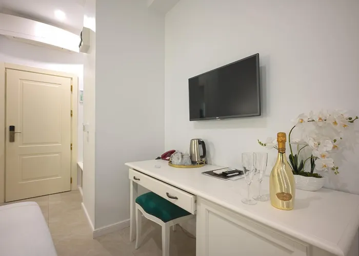 Old Town Boutique 4* Бухарест