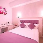 Old Town Boutique Hotel