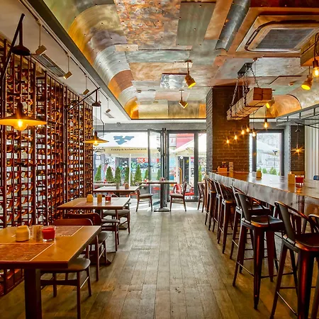 Old Town Boutique 4*