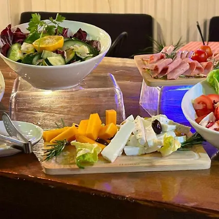 Old Town Boutique 호텔 4*