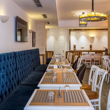 Old Town Boutique Hotel