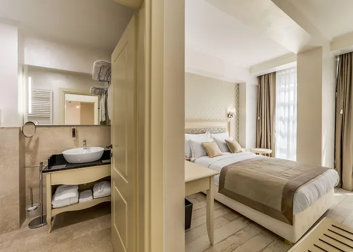 Old Town Boutique Hotel