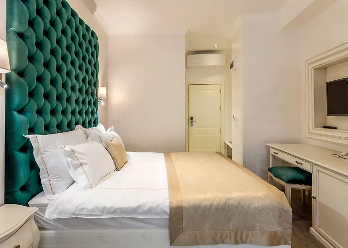 Old Town Boutique Hotel