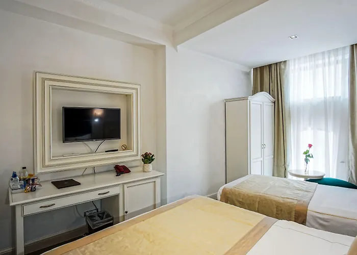 Old Town Boutique 4*