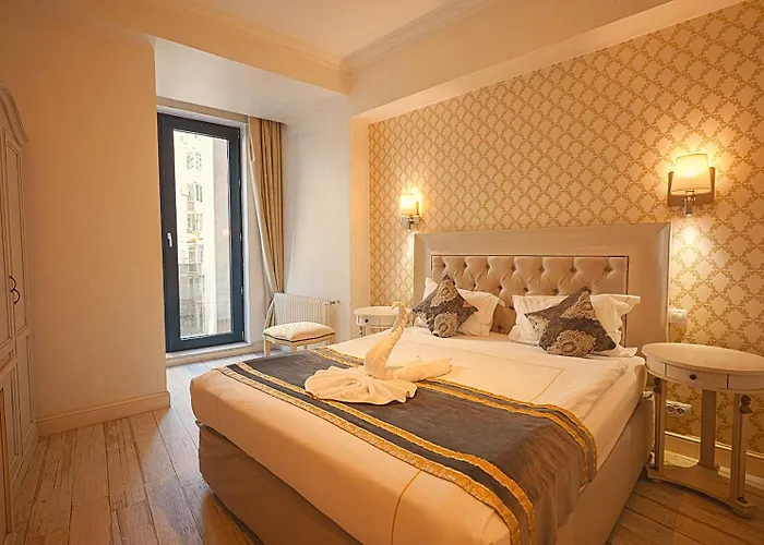 فندق Old Town Boutique 4*
